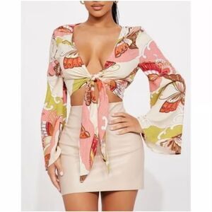LIFE Love is for Eternity butterfly bell sleeve L crop top